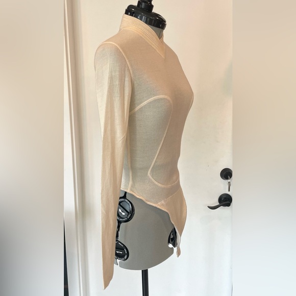 Alaïa VTG 90s Long Sleeve Knit Bodysuit, cream, high V neck, zip back, XS, EUC - Picture 7 of 14